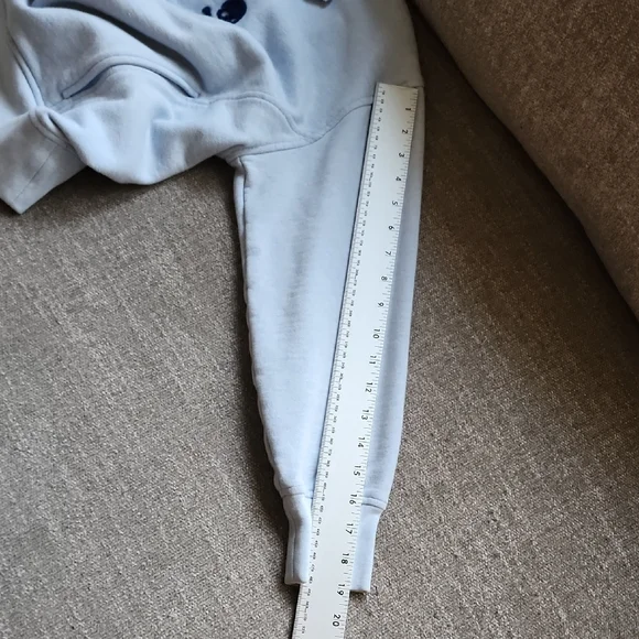 Women’s G/FORE Light Blue Quarter Zip Pullover Skull Logo Golf Sweatshirt - Picture 11 of 12